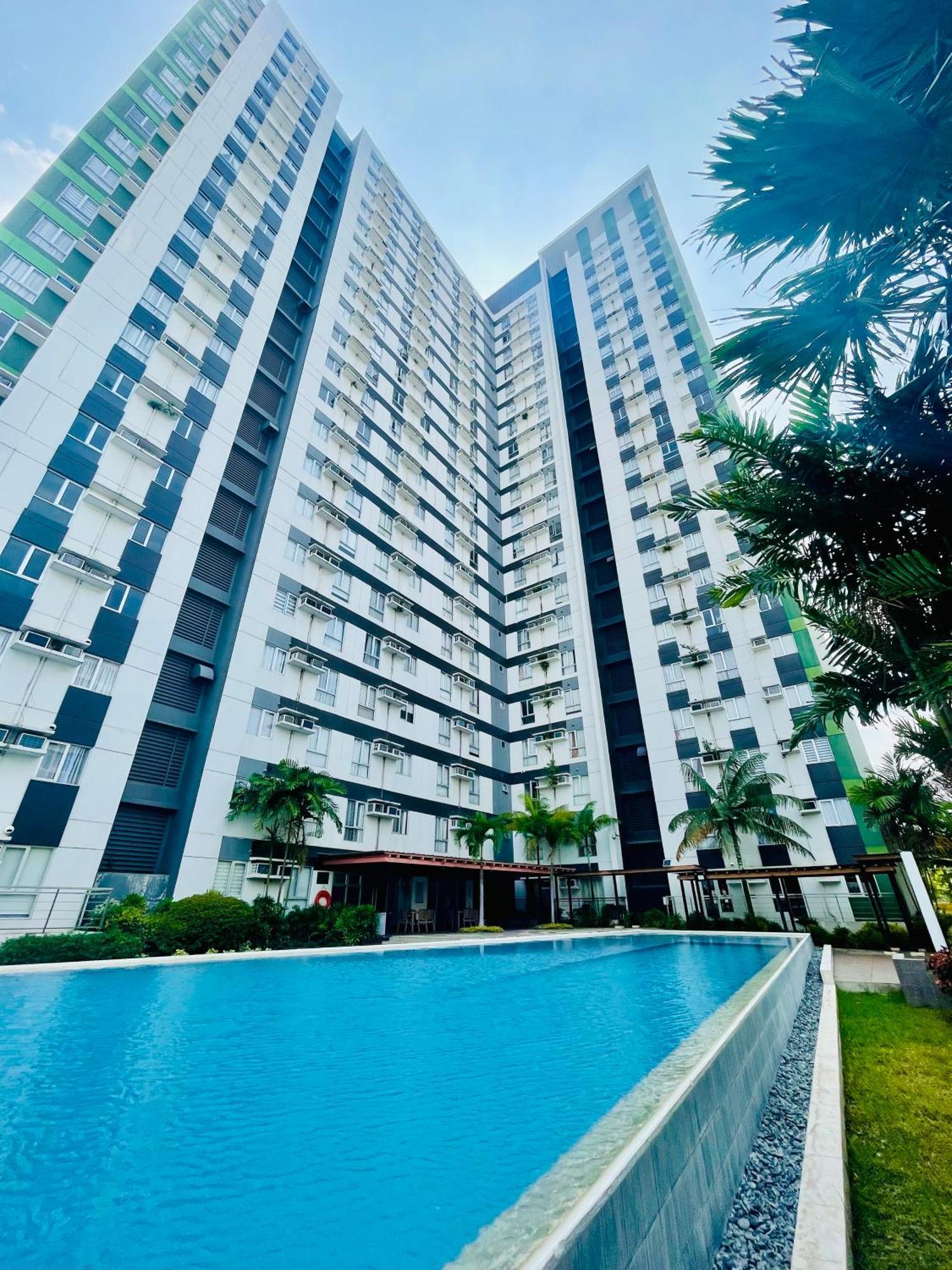 2-Bedroom Condo Unit With Balcony At Centrio Tower Beside Ayala Centrio Mall Downtown Cdo Cagayan de Oro Exterior foto