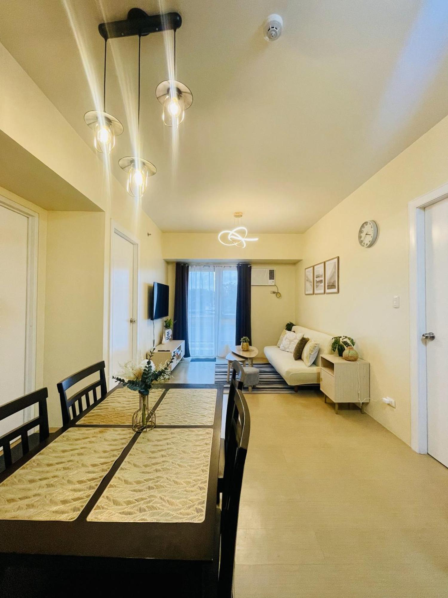 2-Bedroom Condo Unit With Balcony At Centrio Tower Beside Ayala Centrio Mall Downtown Cdo Cagayan de Oro Exterior foto