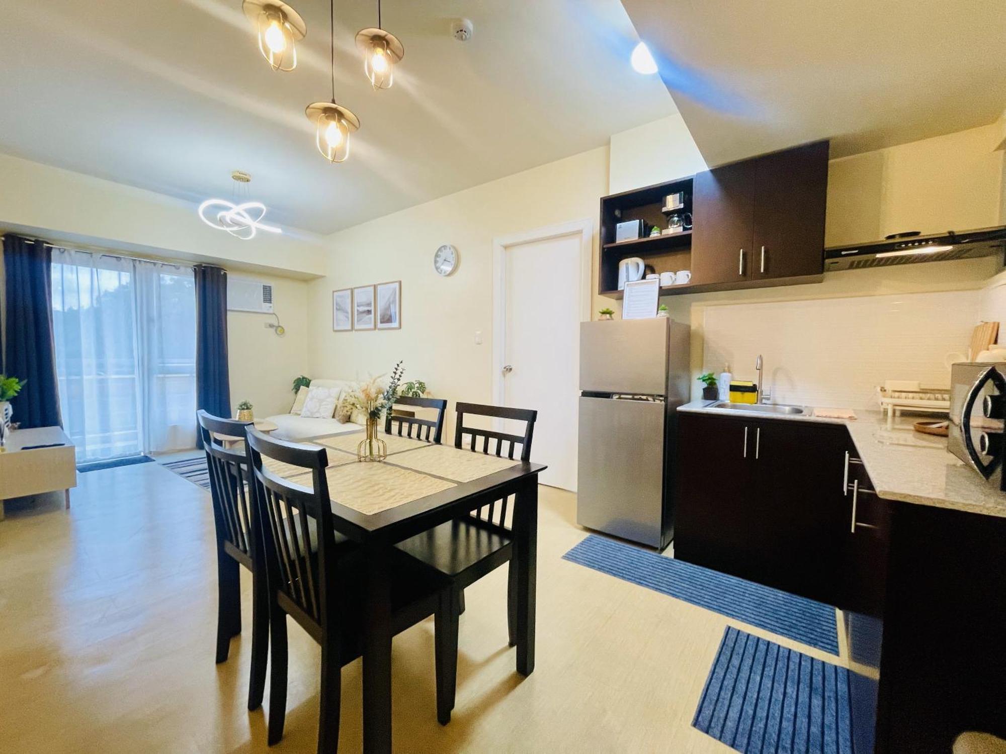 2-Bedroom Condo Unit With Balcony At Centrio Tower Beside Ayala Centrio Mall Downtown Cdo Cagayan de Oro Exterior foto