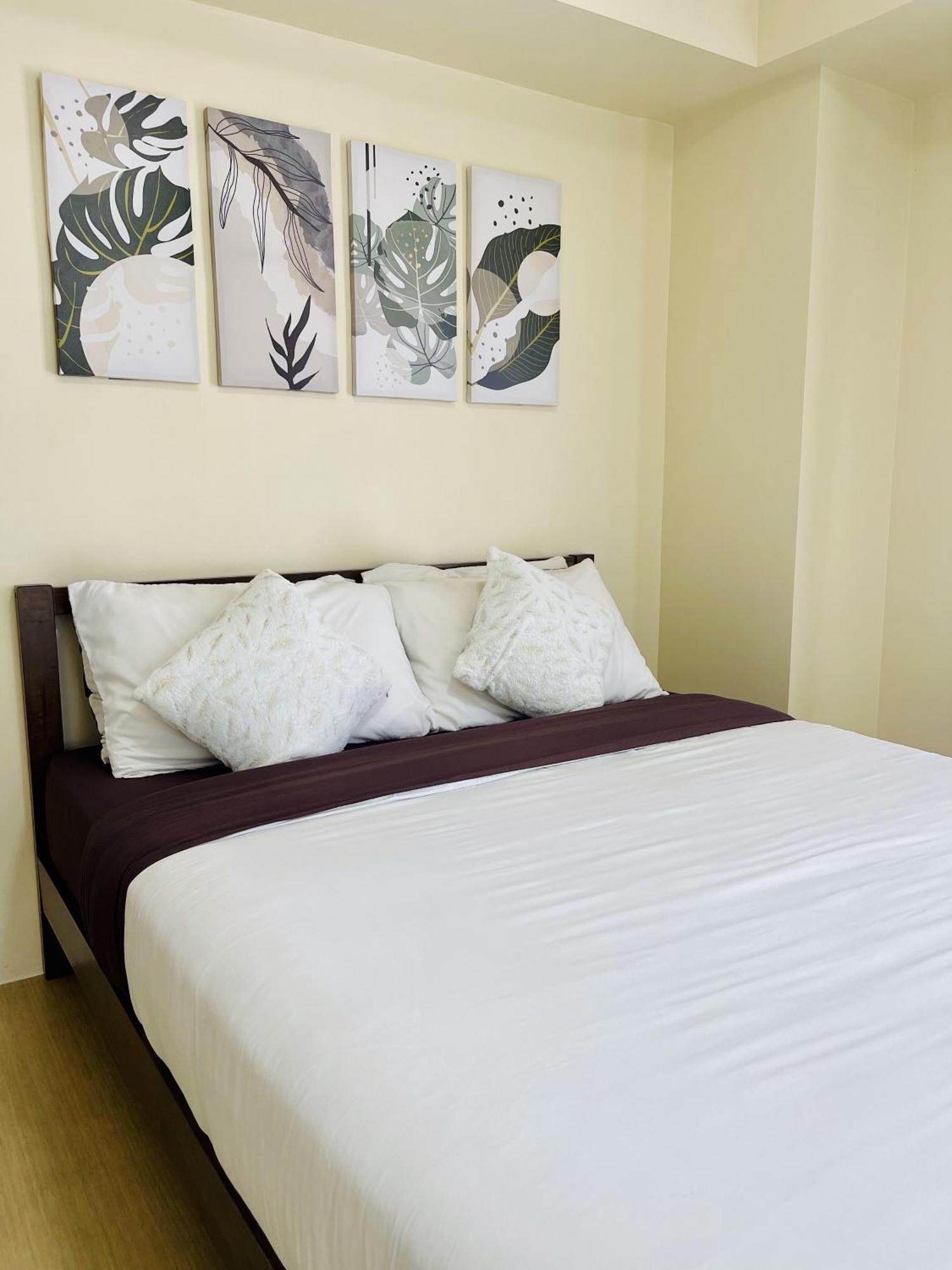 2-Bedroom Condo Unit With Balcony At Centrio Tower Beside Ayala Centrio Mall Downtown Cdo Cagayan de Oro Exterior foto