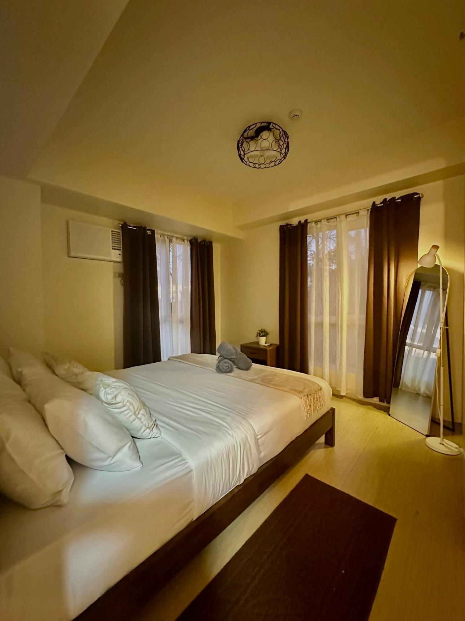 2-Bedroom Condo Unit With Balcony At Centrio Tower Beside Ayala Centrio Mall Downtown Cdo Cagayan de Oro Exterior foto