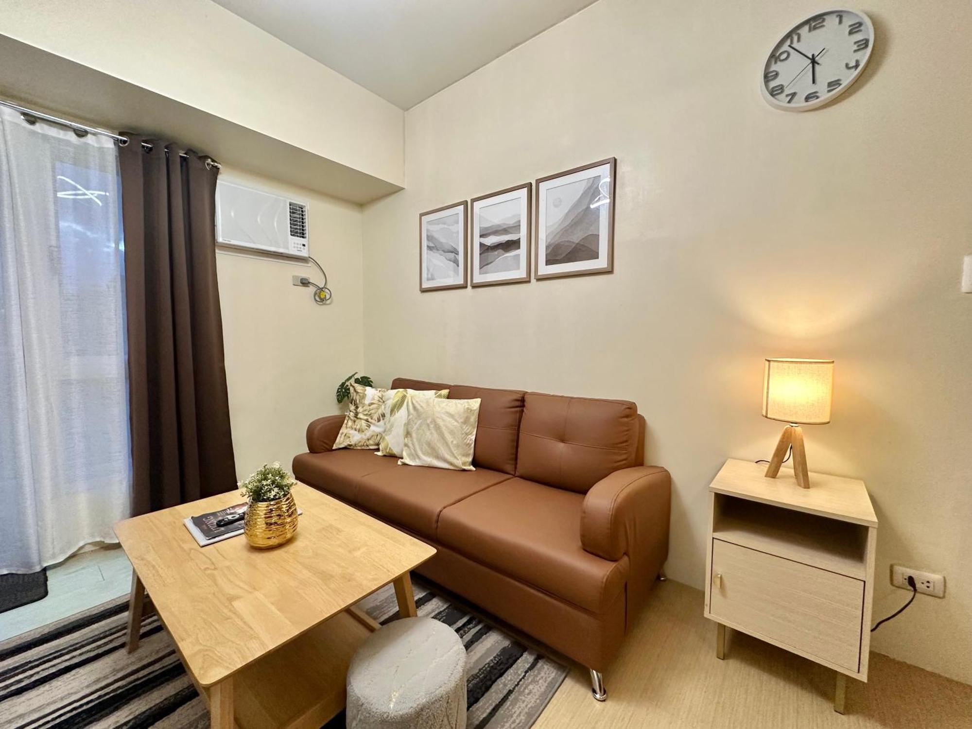 2-Bedroom Condo Unit With Balcony At Centrio Tower Beside Ayala Centrio Mall Downtown Cdo Cagayan de Oro Exterior foto